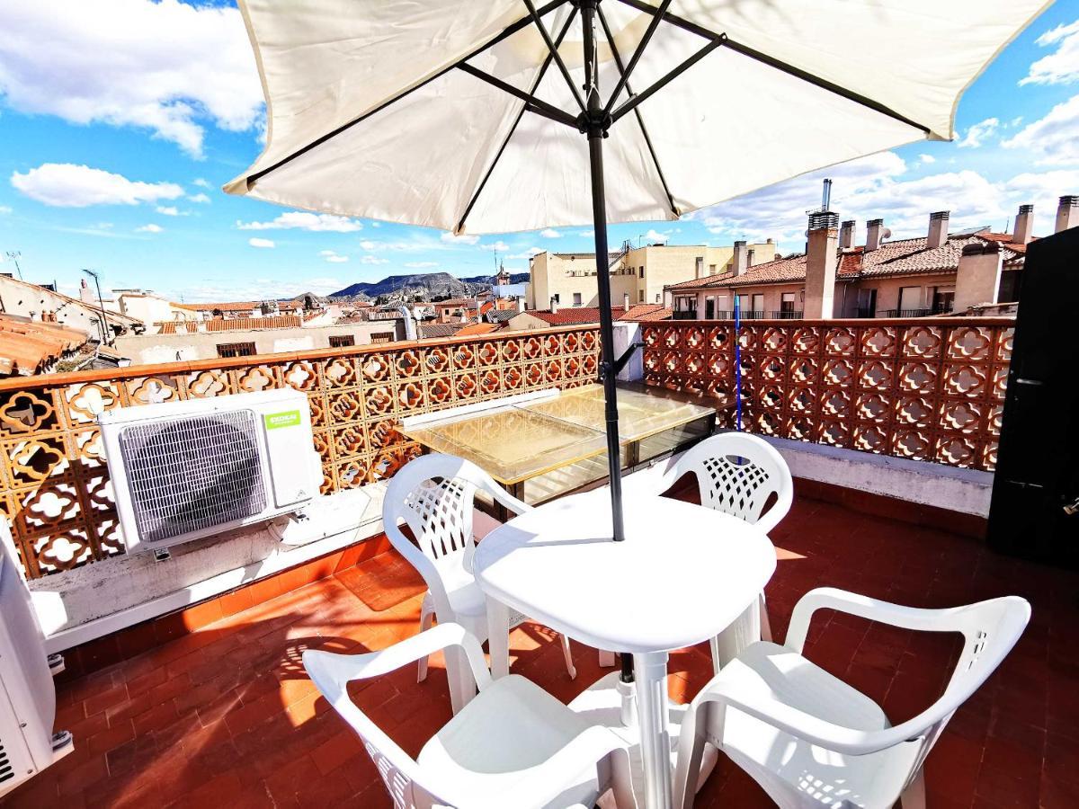 Casa De Huespedes Vecinodecerbantes Hotel Alcalá de Henares Kültér fotó