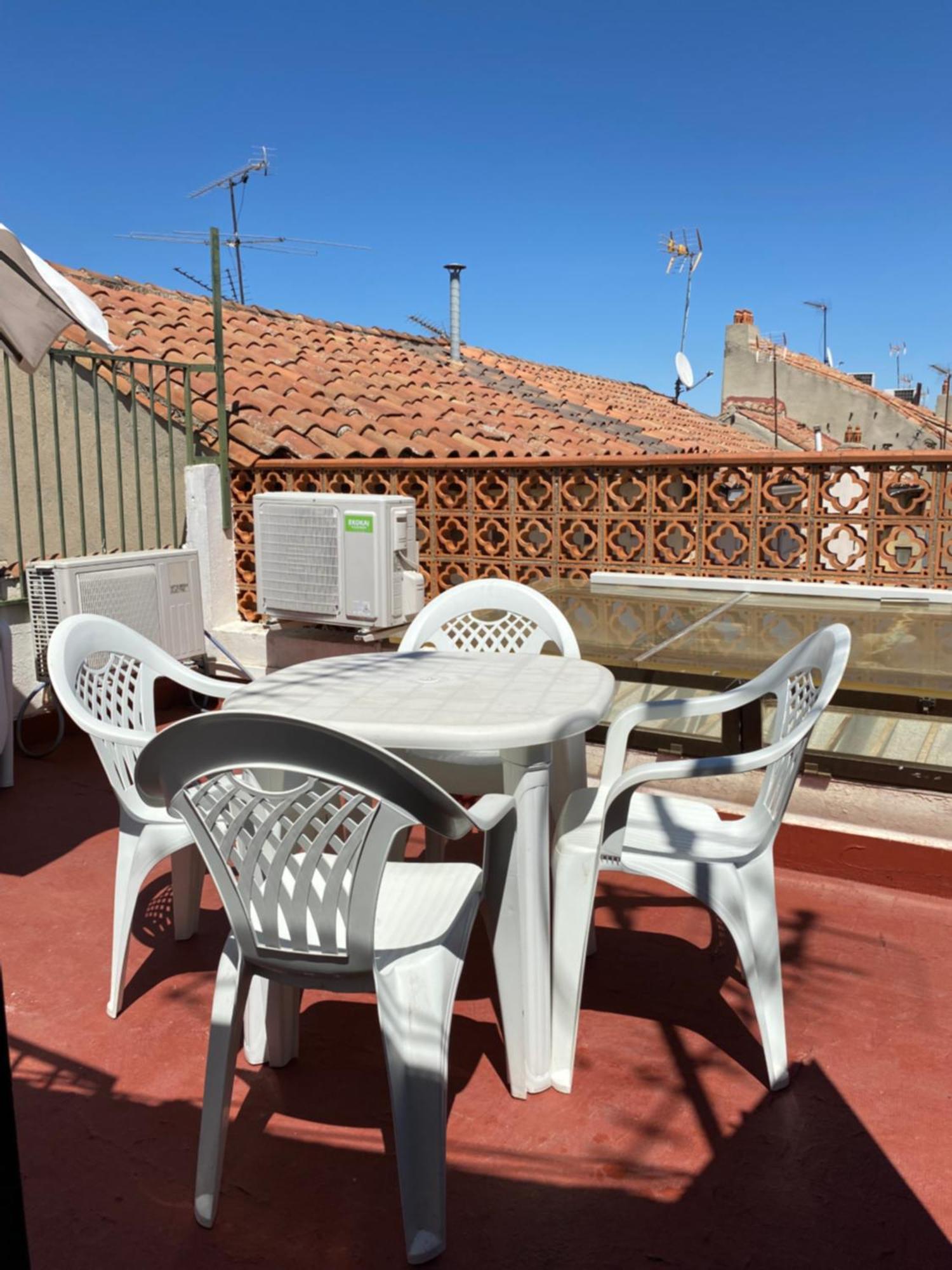 Casa De Huespedes Vecinodecerbantes Hotel Alcalá de Henares Kültér fotó